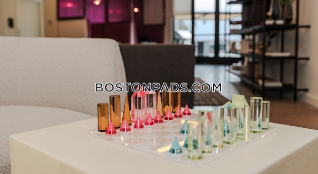 Boston - $2,850+ /mo