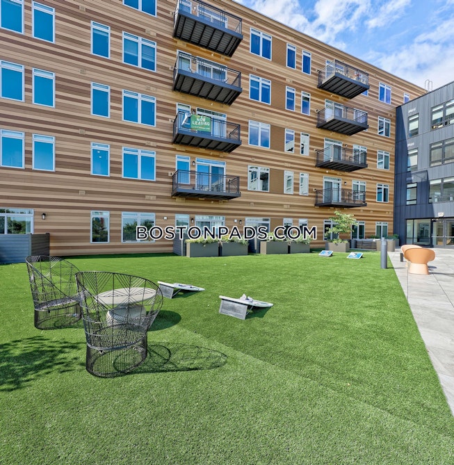 Boston - $3,999+ /mo