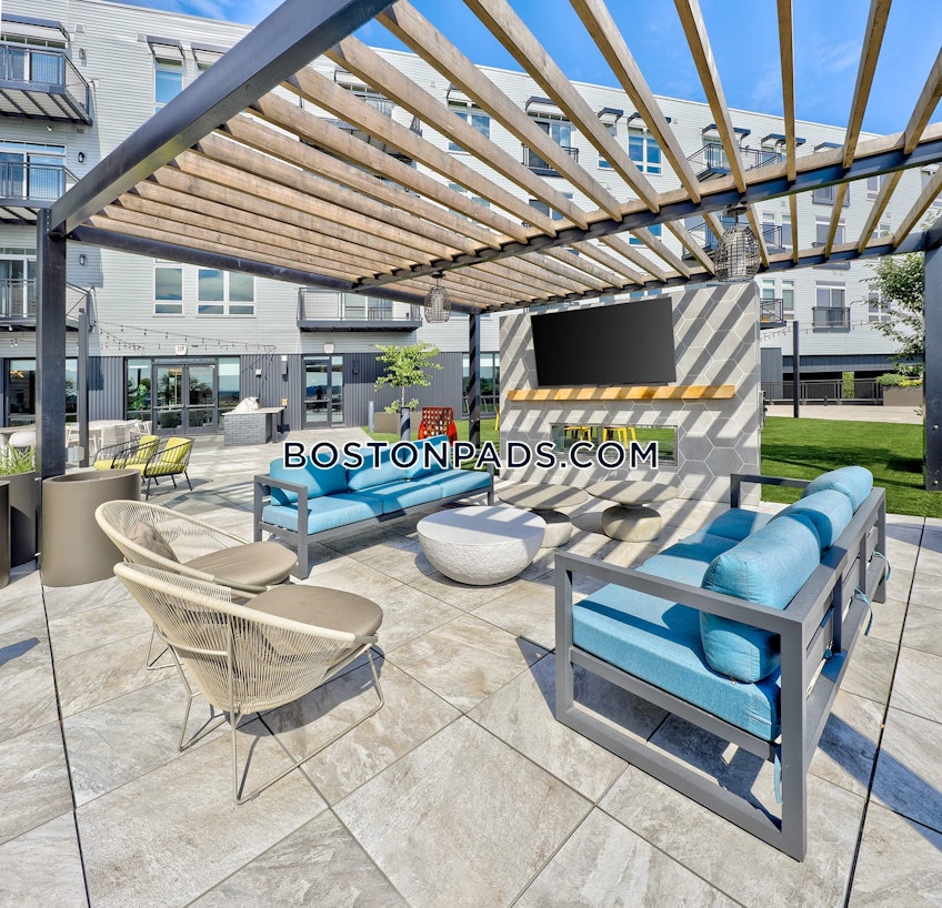 Boston - $3,999+ /month