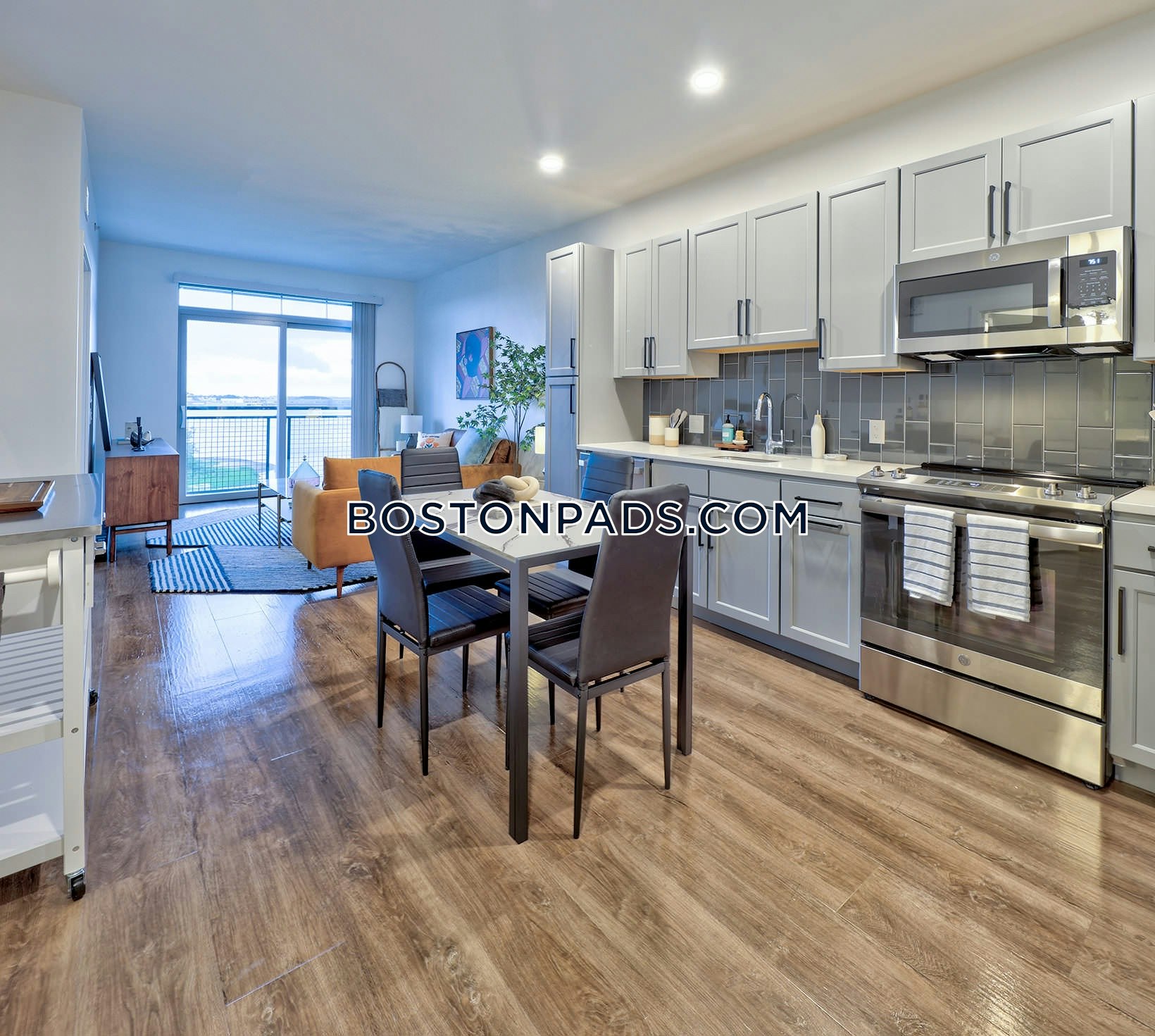 dorchester - #4572786