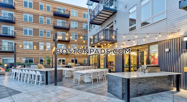 Boston - $2,720+ /mo