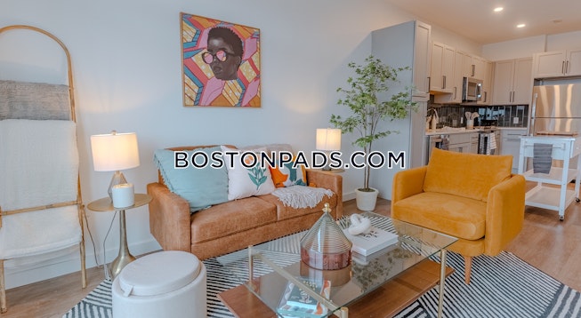 Boston - $2,720+ /mo