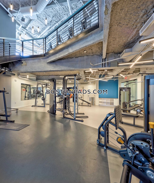 Boston - $2,720+ /mo