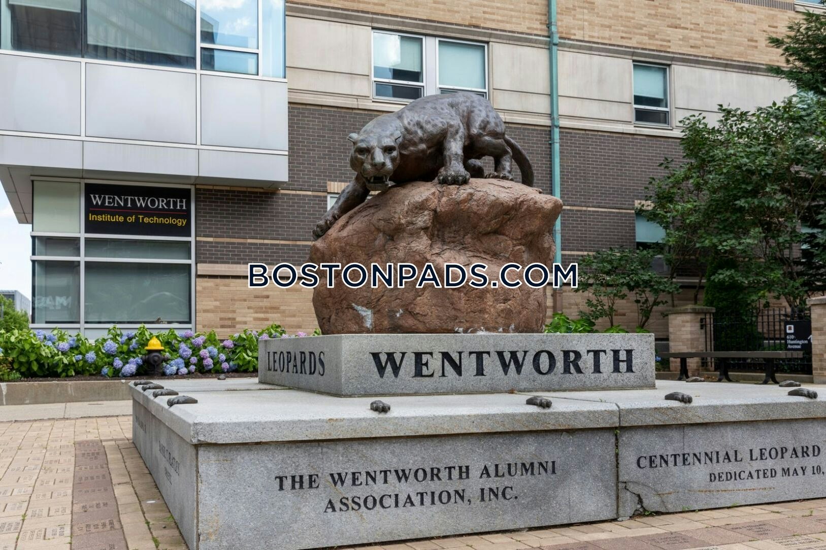 Boston - $2,565