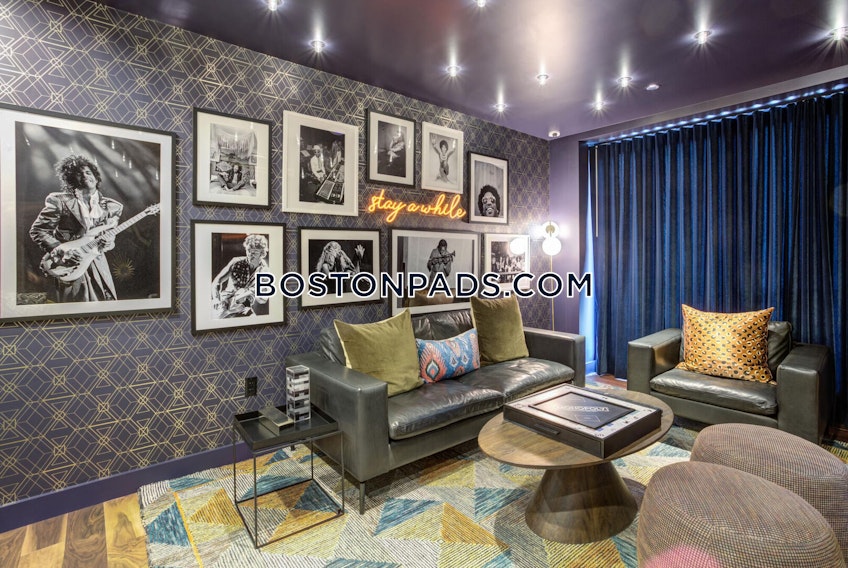 Boston - $2,565+ /month