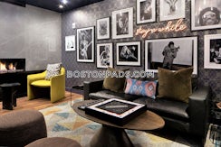 hemenway St./>, Boston