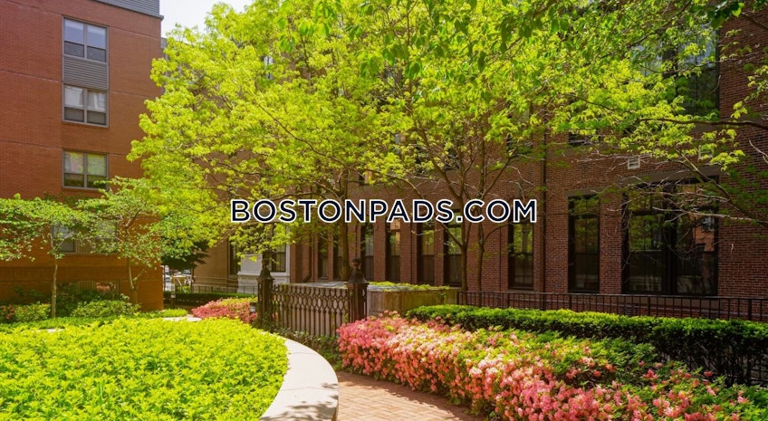 Boston - $4,330+ /month