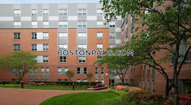 Boston - $4,520+ /mo