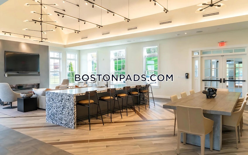 Marshfield - $2,786+ /month