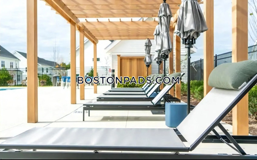 Marshfield - $2,786+ /month