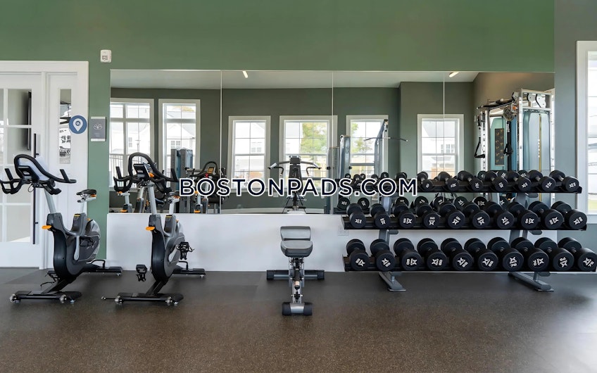 Marshfield - $2,989+ /month