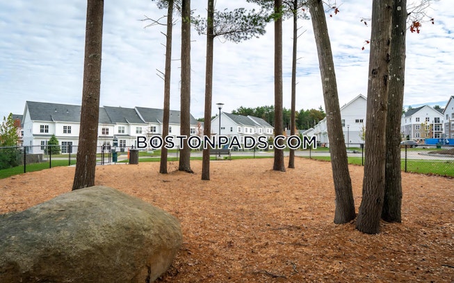 Marshfield - $2,989+ /mo