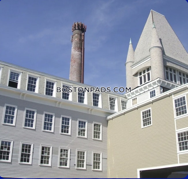 Whitman - $2,200+ /mo