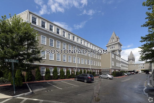 Whitman - $2,600+ /mo