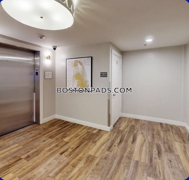 Whitman - $2,600+ /mo