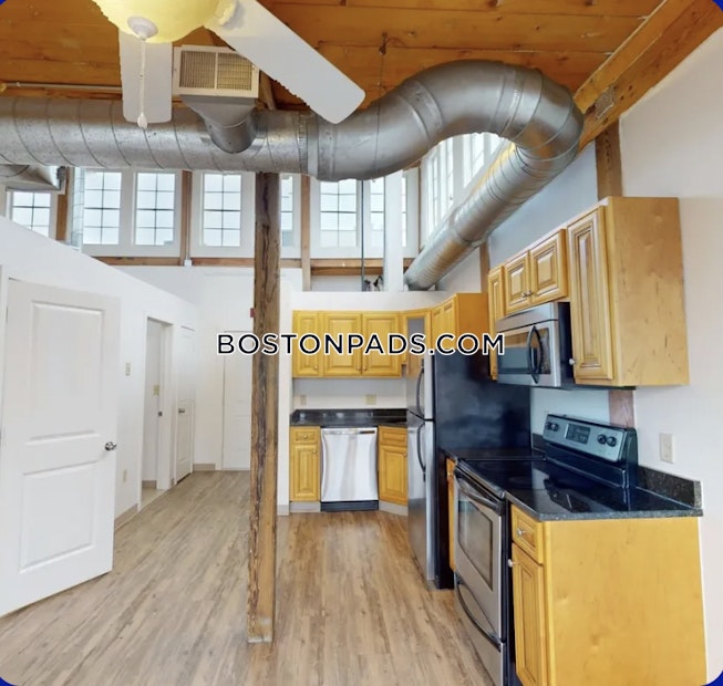 Whitman - $2,600+ /mo