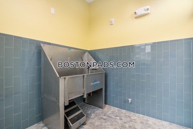 Weymouth - $2,135+ /mo