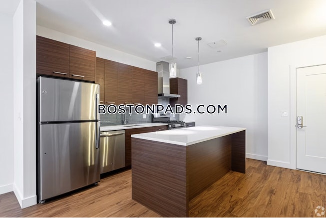 Weymouth - $2,800+ /mo