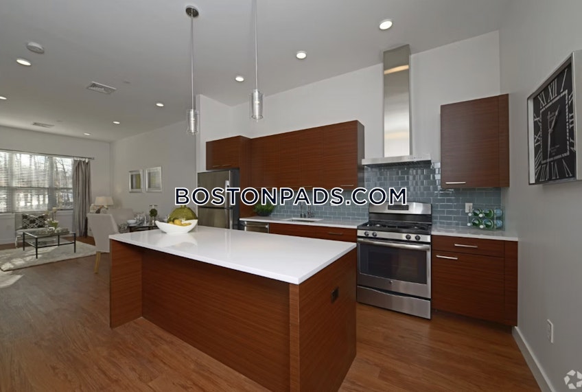 Weymouth - $2,800+ /month