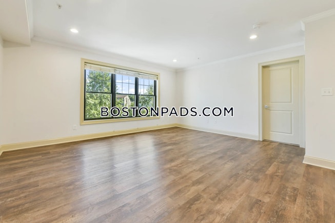 Stoughton - $2,500+ /mo