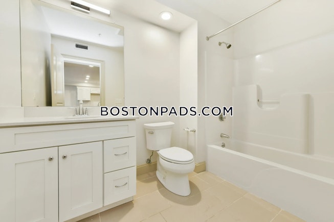 Stoughton - $2,600+ /mo