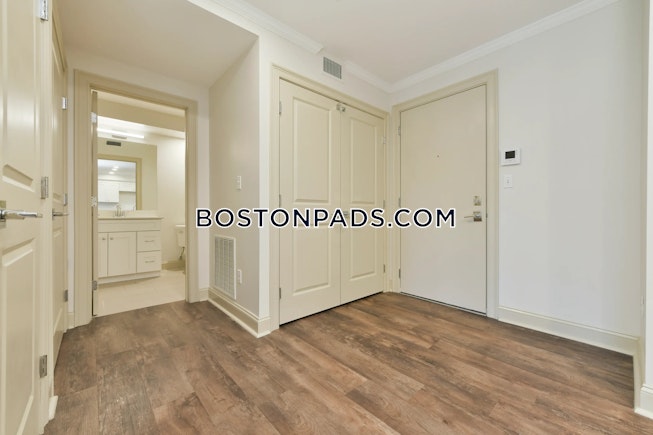 Stoughton - $2,600+ /mo