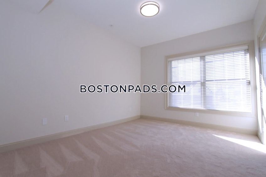 Stoughton - $2,500+ /month