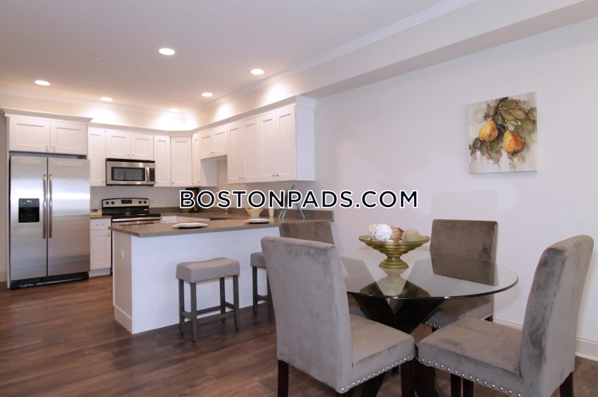 Stoughton - $2,500+ /month