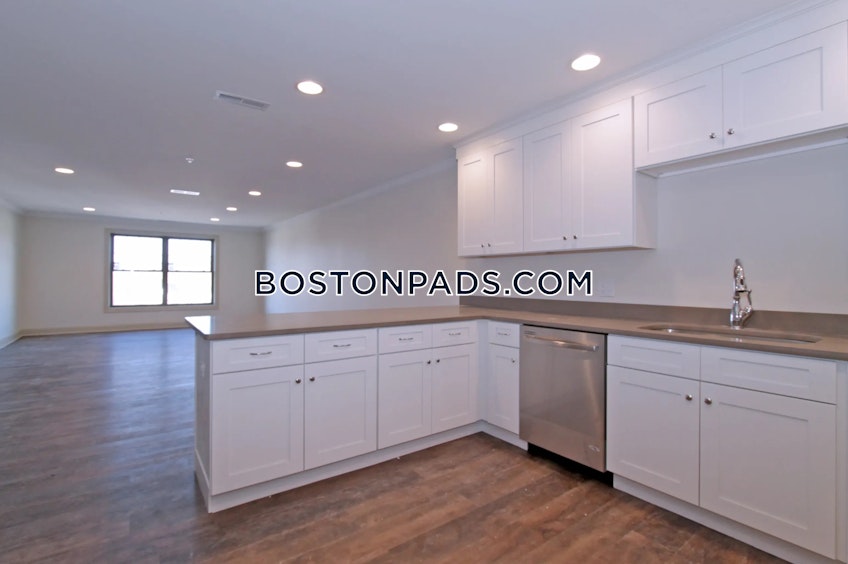 Stoughton - $2,500+ /month