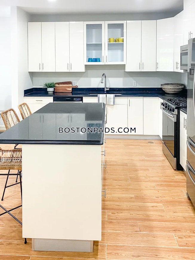 Stoughton - $3,769+ /mo