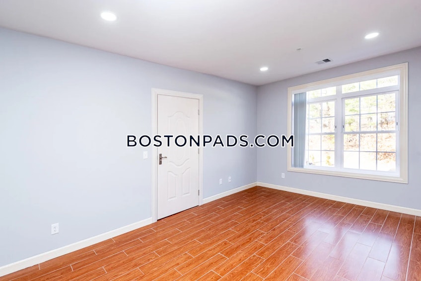 Stoughton - $3,769+ /month