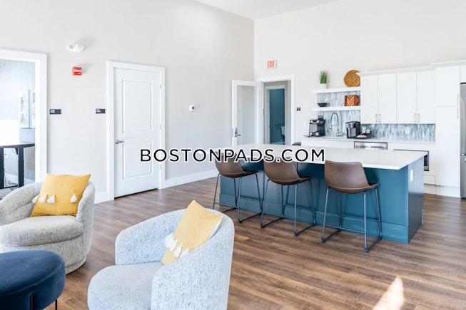 Stoughton - $2,868+ /mo