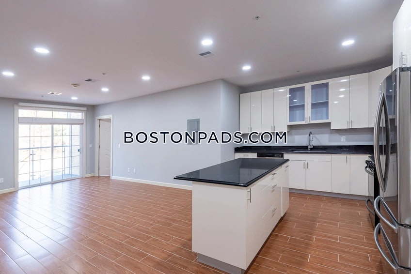 Stoughton - $4,949+ /month