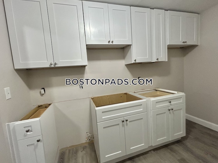 Weaver St., Fall River