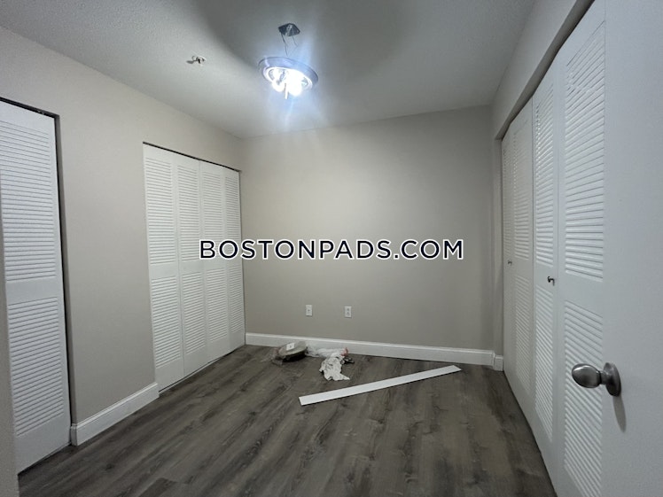 Weaver St., Fall River