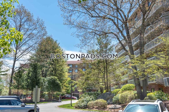 Woburn - $2,725+ /mo