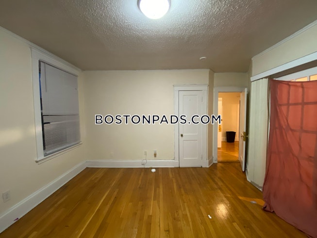 Boston - $3,650+ /mo