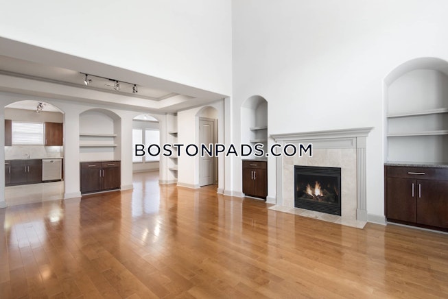 Braintree - $3,260+ /mo