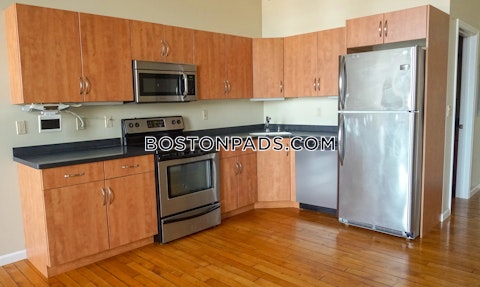 Wamsutta St. New Bedford photo 6