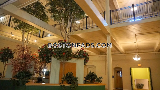 New Bedford - $1,760+ /mo