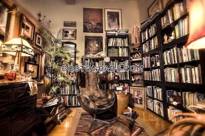 Bedford 3 bedroom 1 baths Luxury in Bedford - $2,280 No Fee