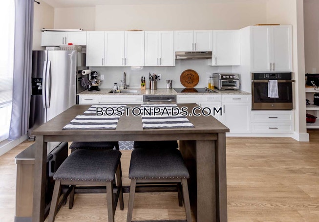 Fall River - $1,975+ /mo