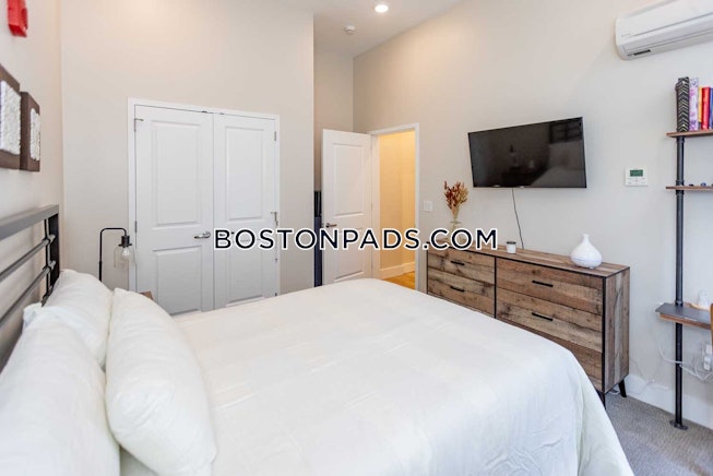 Fall River - $2,225+ /mo