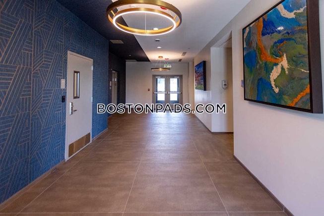 Fall River - $2,225+ /mo