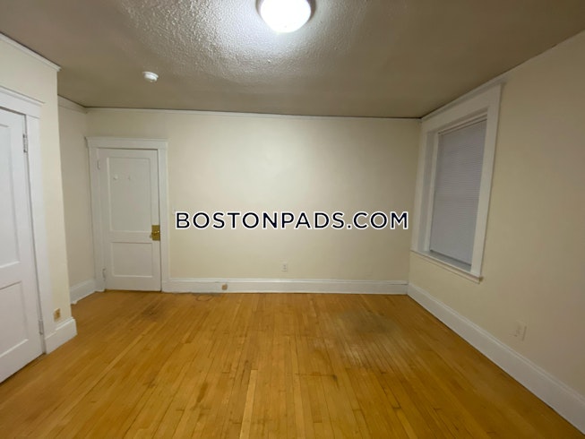 Boston - $3,650+ /mo