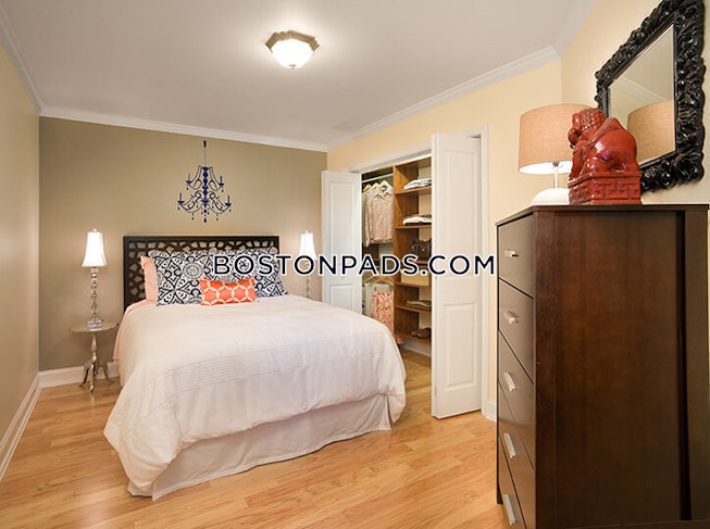 Brookline - $3,180+ /mo