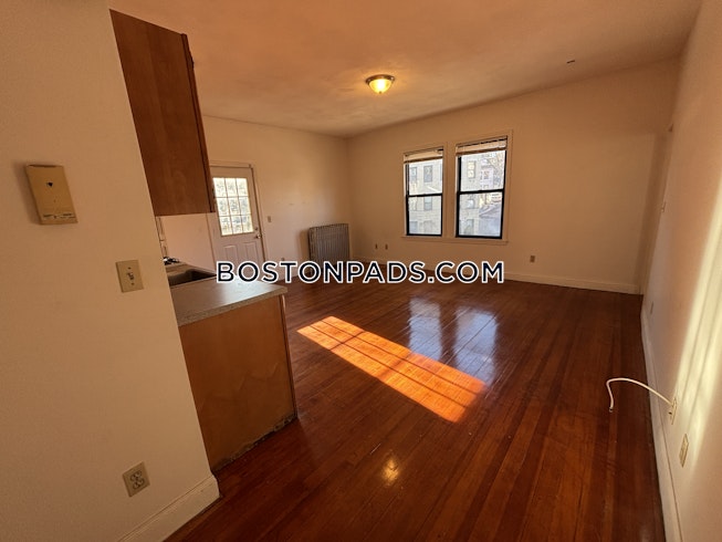 Boston - $2,250+ /mo