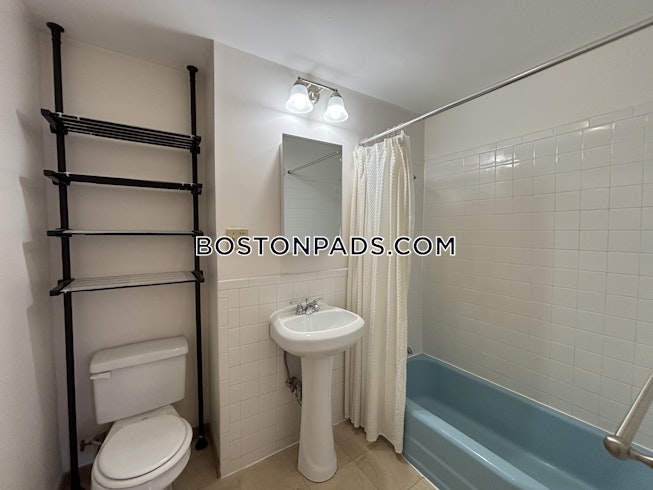 Boston - $2,250+ /mo