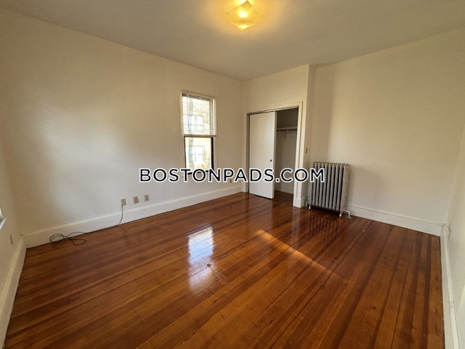 Boston - $2,250+ /mo