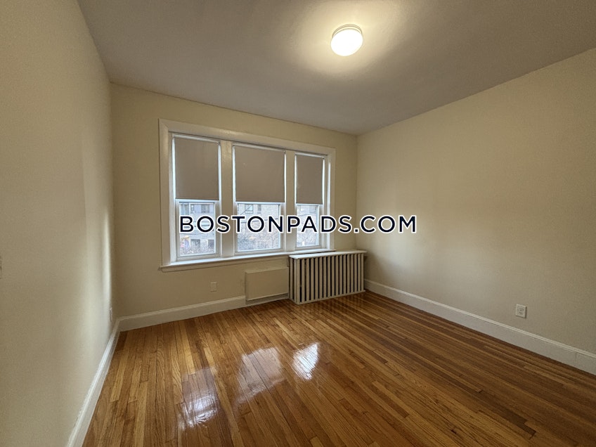 Brookline - $3,245+ /month